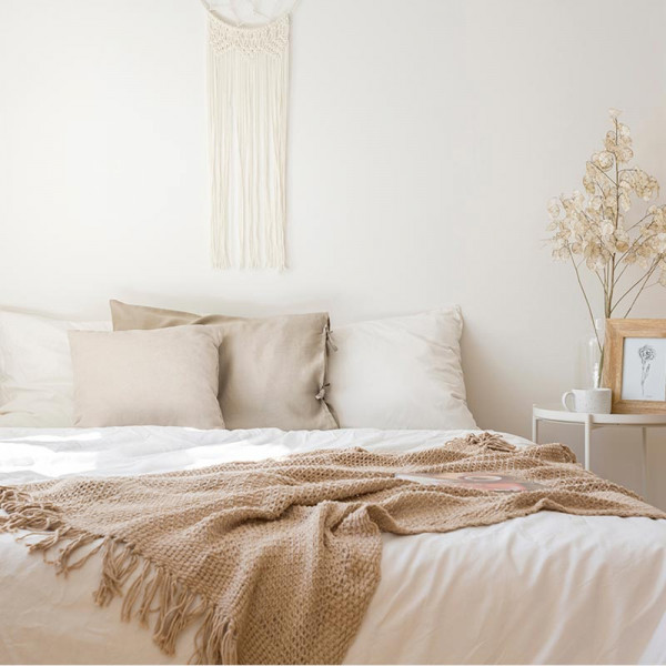 차분하고 고급스러운 느낌의 침구 | 겟몰 쇼핑몰솔루션 디자인 파이브3